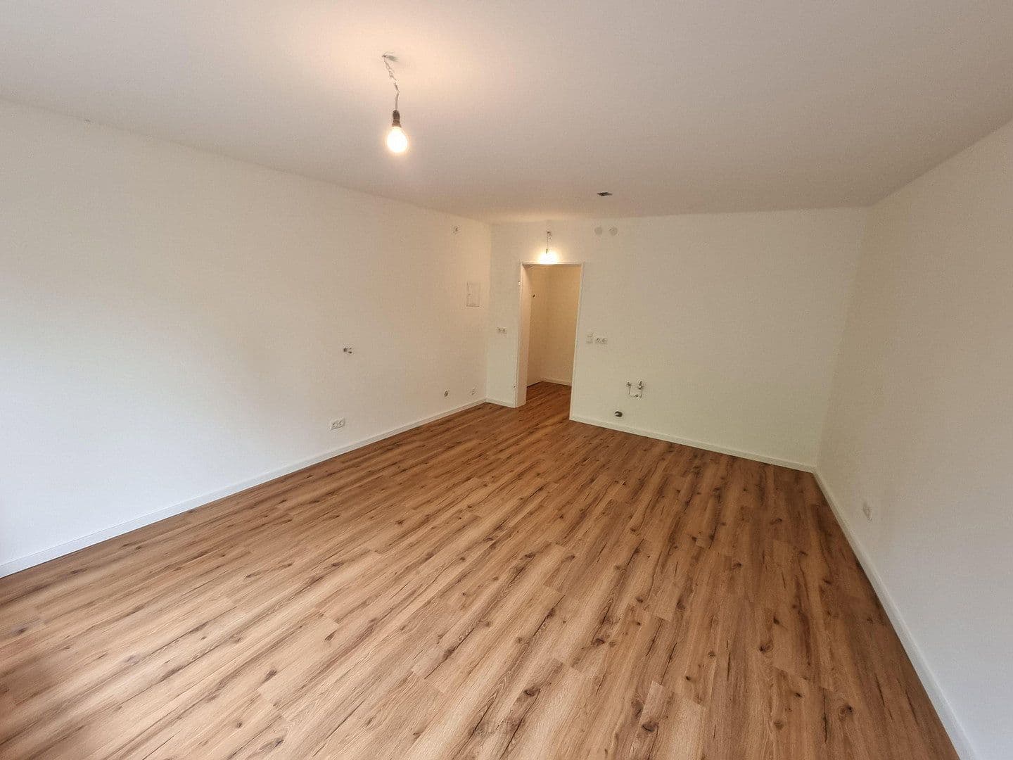Prodej bytu 1+1 31 m², Hamburg, Hamburg Prodej bytu 1+1 31 m², Hamburg, Hamburg