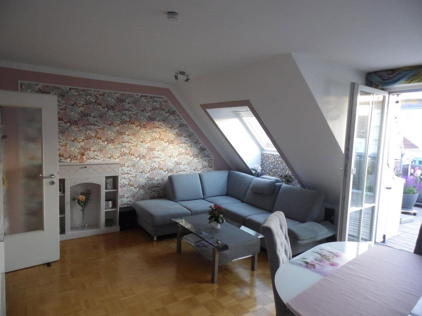 Prodej bytu 2+1 63 m², München, Bavorsko Prodej bytu 2+1 63 m², München, Bavorsko