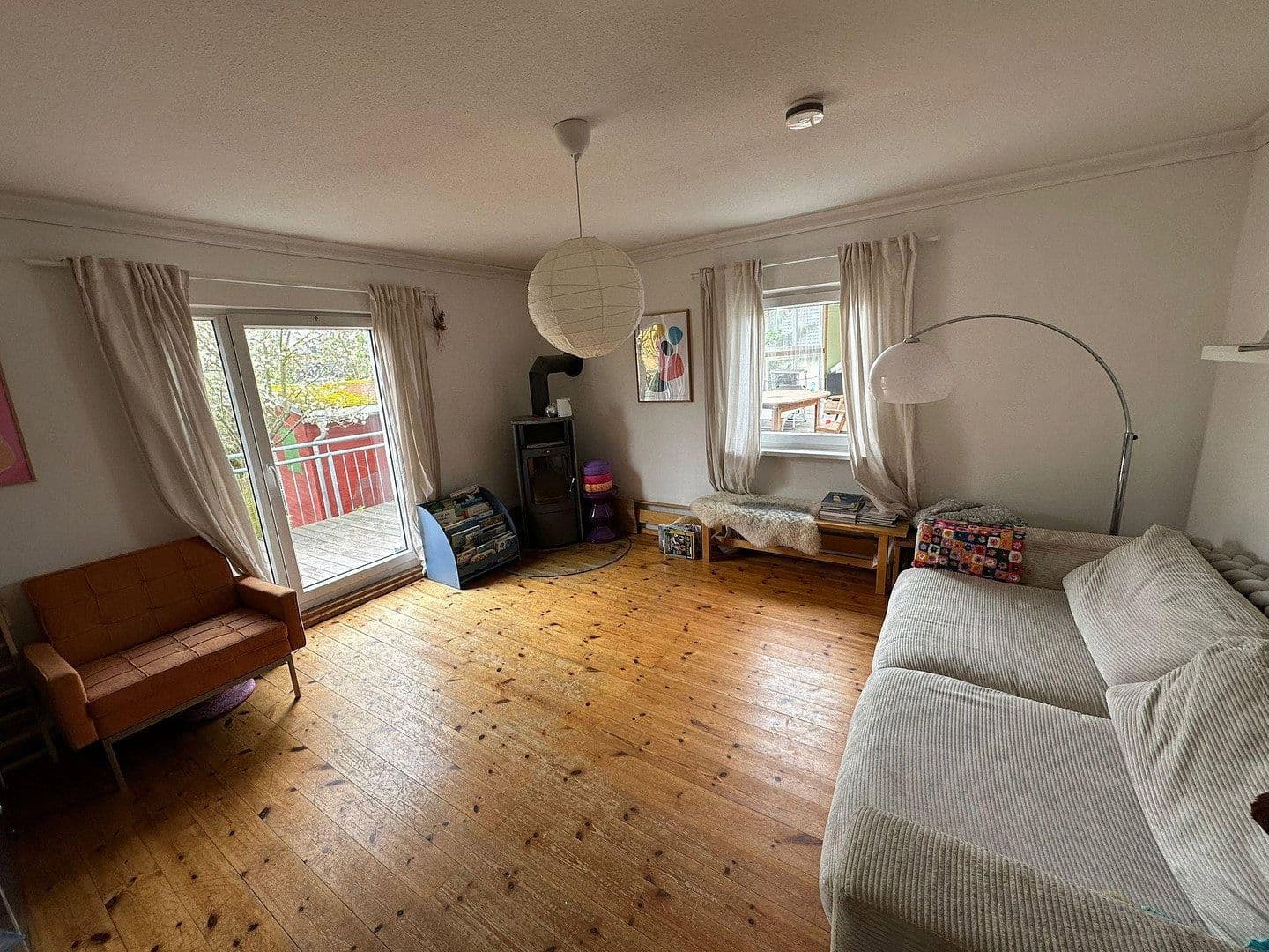 Pronájem bytu 6+1 145 m², Jakob-Nein-Str. 15, Erlangen, Bavorsko Pronájem bytu 6+1 145 m², Jakob-Nein-Str. 15, Erlangen, Bavorsko