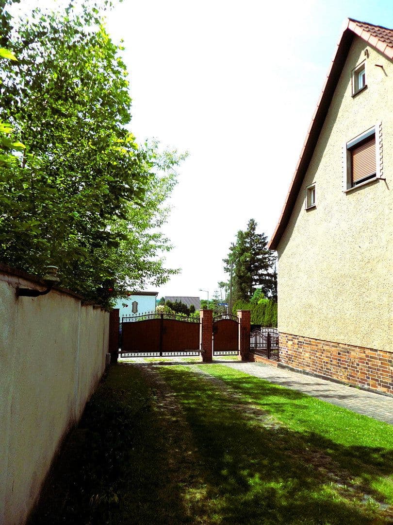 Prodej domu 94 m², pozemek 1.120 m², Lauchhammer, Braniborsko Prodej domu 94 m², pozemek 1.120 m², Lauchhammer, Braniborsko
