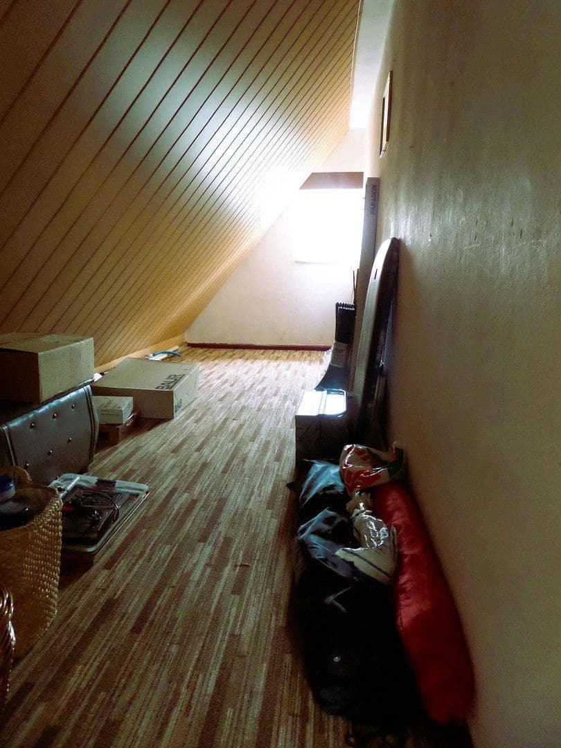 Prodej domu 94 m², pozemek 1.120 m², Lauchhammer, Braniborsko Prodej domu 94 m², pozemek 1.120 m², Lauchhammer, Braniborsko