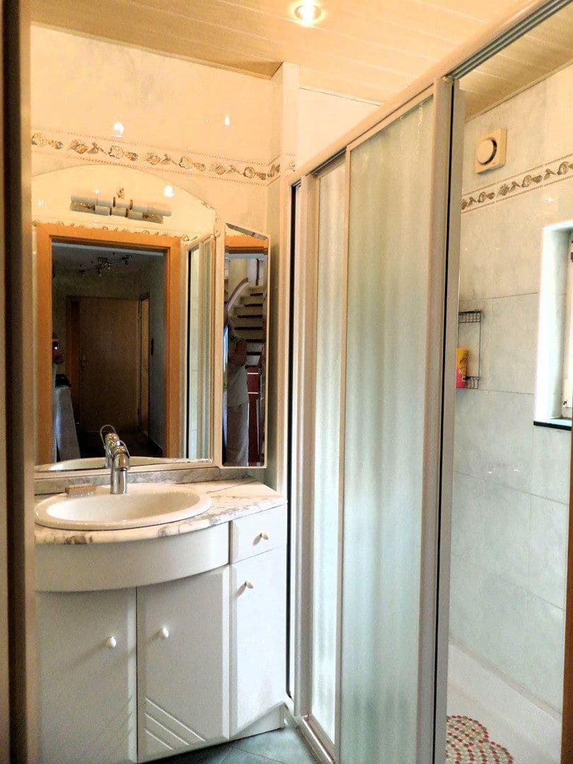 Prodej domu 94 m², pozemek 1.120 m², Lauchhammer, Braniborsko Prodej domu 94 m², pozemek 1.120 m², Lauchhammer, Braniborsko