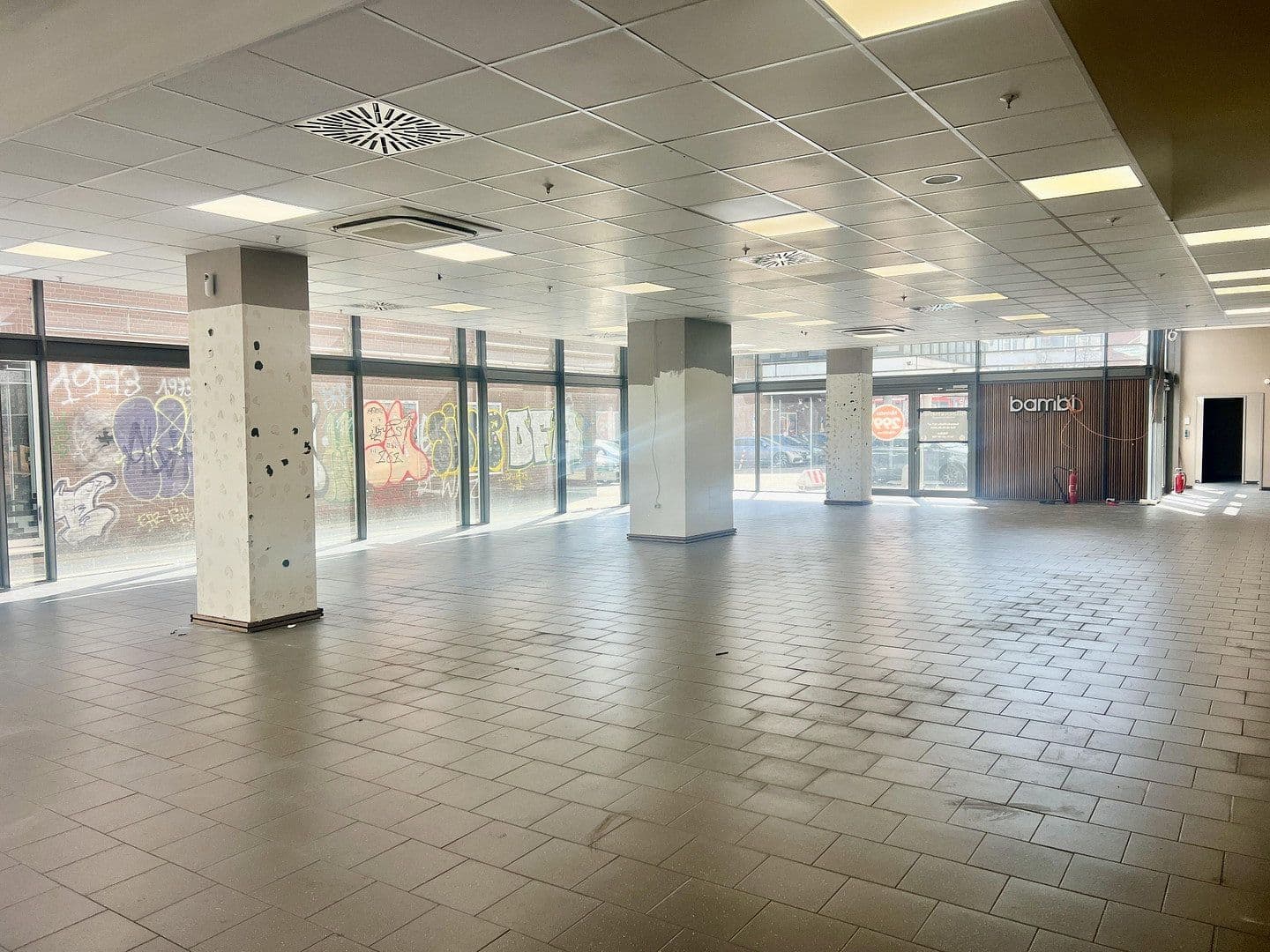 Pronájem nebytového prostoru 317 m², Große Bergstraße 154, Hamburg, Hamburg Pronájem nebytového prostoru 317 m², Große Bergstraße 154, Hamburg, Hamburg