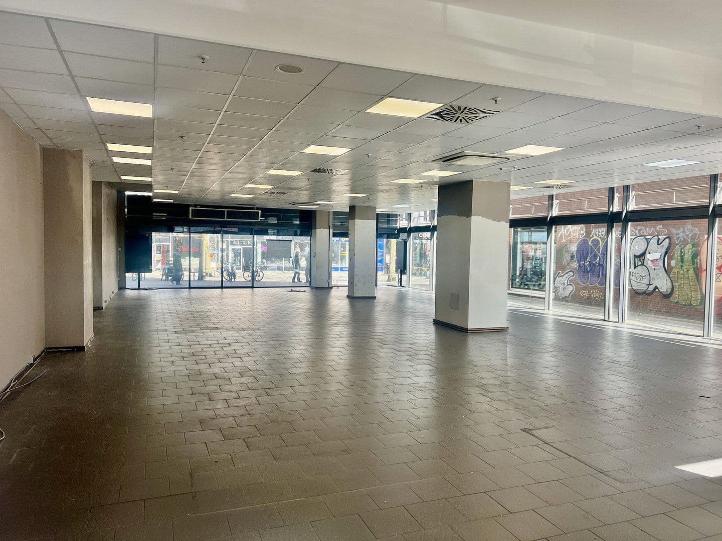 Pronájem nebytového prostoru 317 m², Große Bergstraße 154, Hamburg, Hamburg Pronájem nebytového prostoru 317 m², Große Bergstraße 154, Hamburg, Hamburg