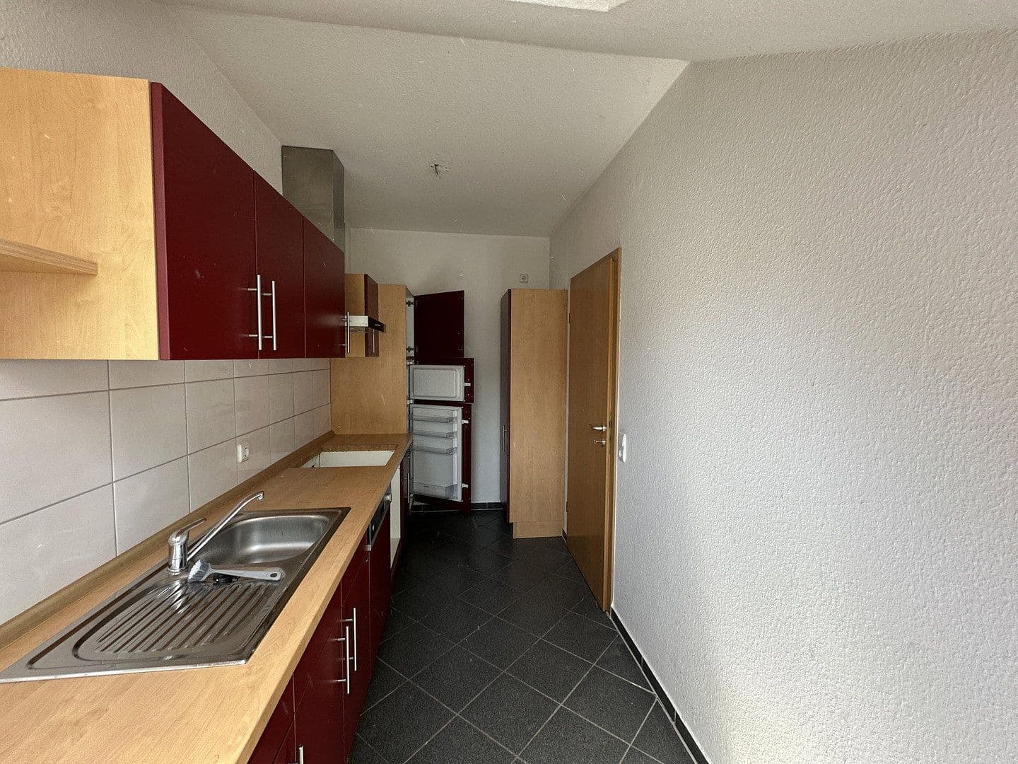 Pronájem bytu 3+1 106 m², Landgraf-Karl-Straße 19 A, Kassel, Hessen Pronájem bytu 3+1 106 m², Landgraf-Karl-Straße 19 A, Kassel, Hessen