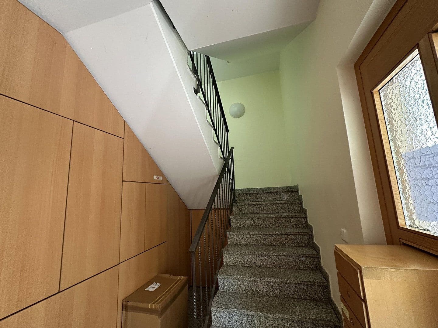 Pronájem bytu 3+1 106 m², Landgraf-Karl-Straße 19 A, Kassel, Hessen Pronájem bytu 3+1 106 m², Landgraf-Karl-Straße 19 A, Kassel, Hessen