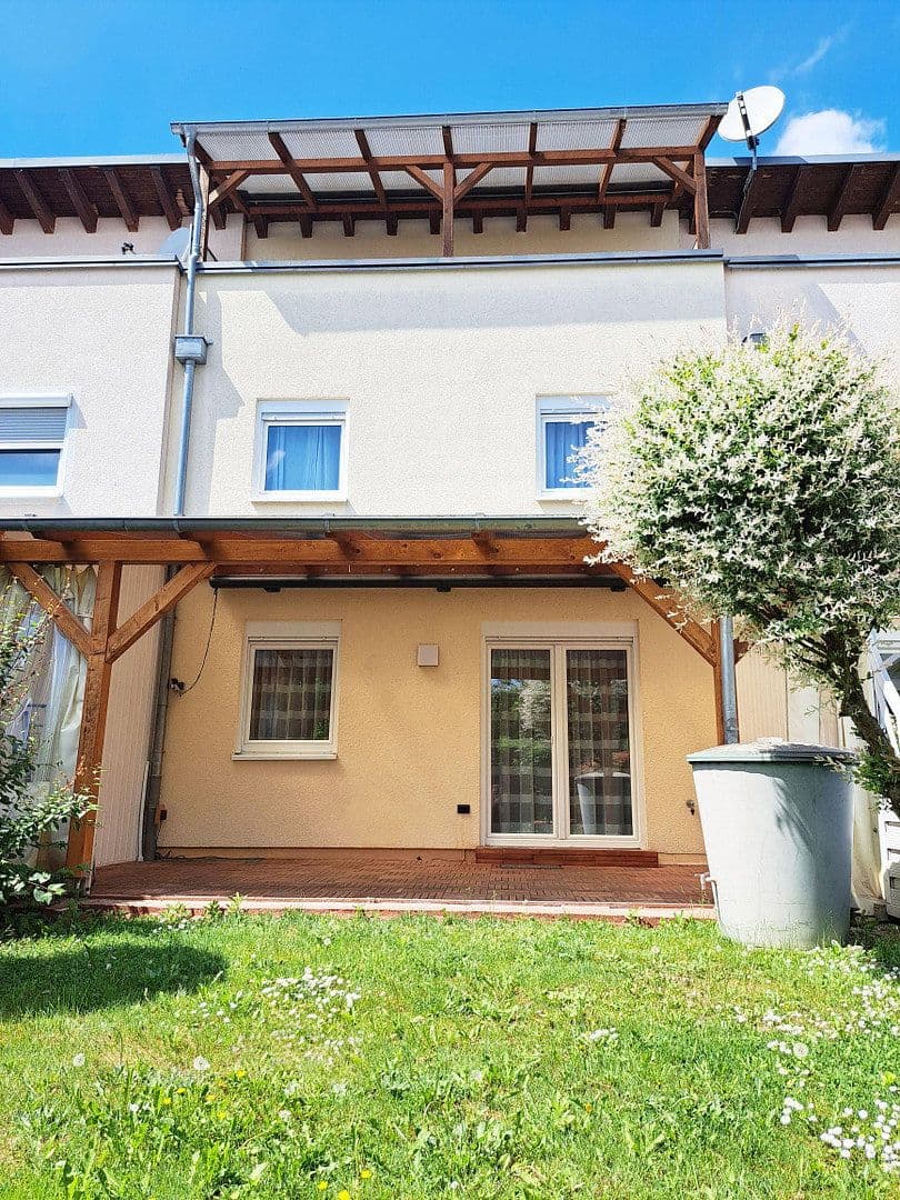 Prodej domu 145 m², pozemek 205 m², Kleinostheim, Bavorsko Prodej domu 145 m², pozemek 205 m², Kleinostheim, Bavorsko
