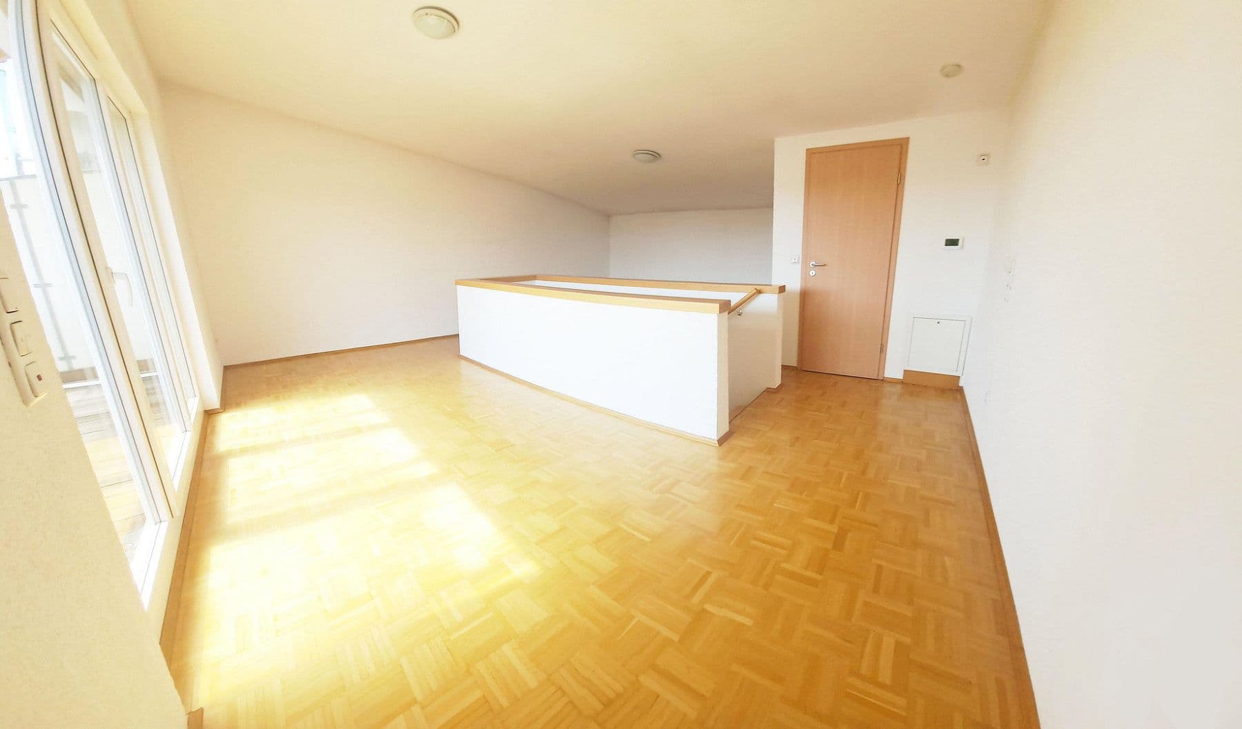 Prodej domu 145 m², pozemek 205 m², Kleinostheim, Bavorsko Prodej domu 145 m², pozemek 205 m², Kleinostheim, Bavorsko