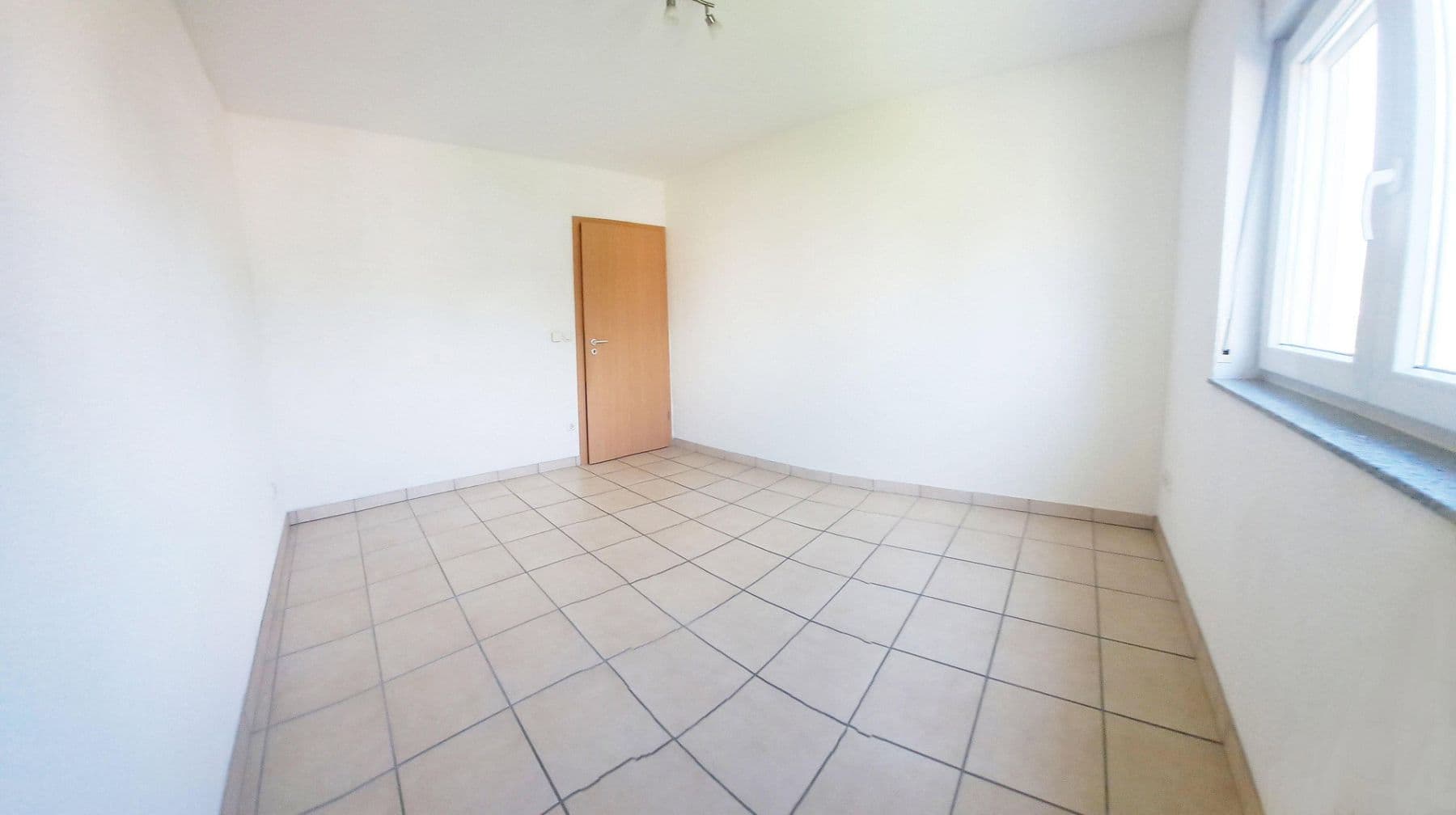 Prodej domu 145 m², pozemek 205 m², Kleinostheim, Bavorsko Prodej domu 145 m², pozemek 205 m², Kleinostheim, Bavorsko