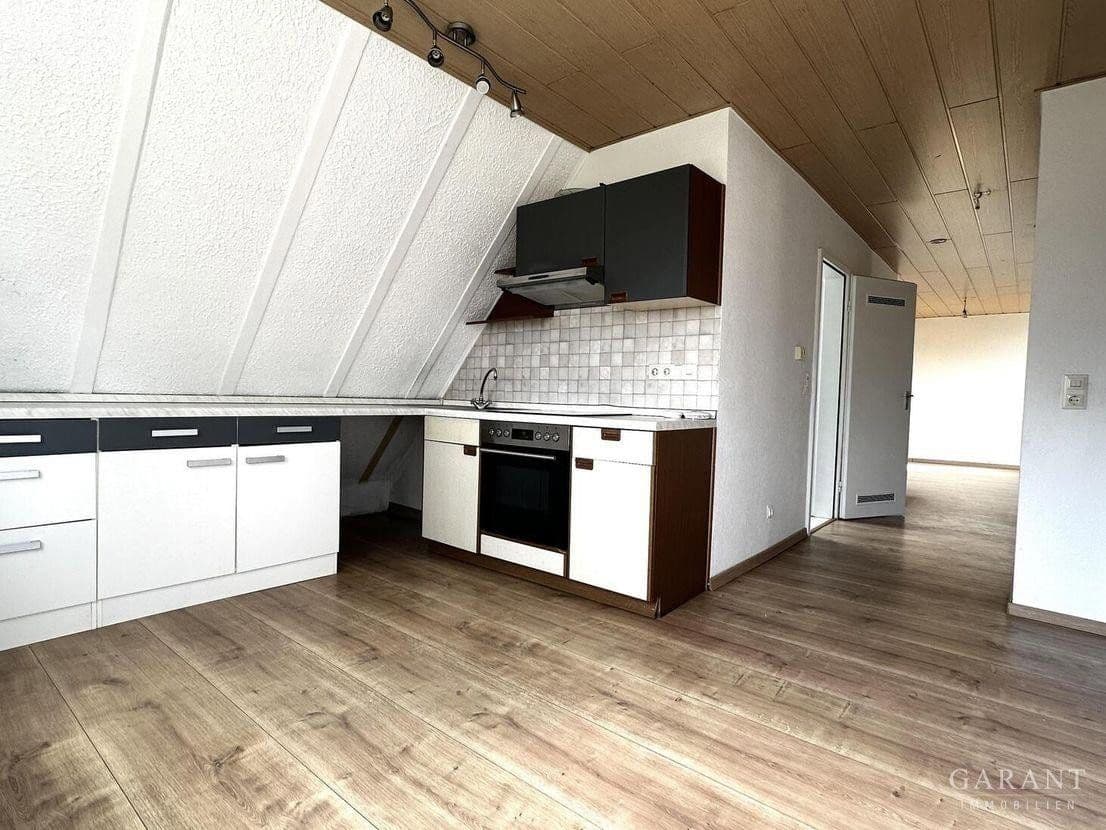 Pronájem bytu 2+1 65 m², Kirchenstraße, Beindersheim, Porýní-Falc Pronájem bytu 2+1 65 m², Kirchenstraße, Beindersheim, Porýní-Falc