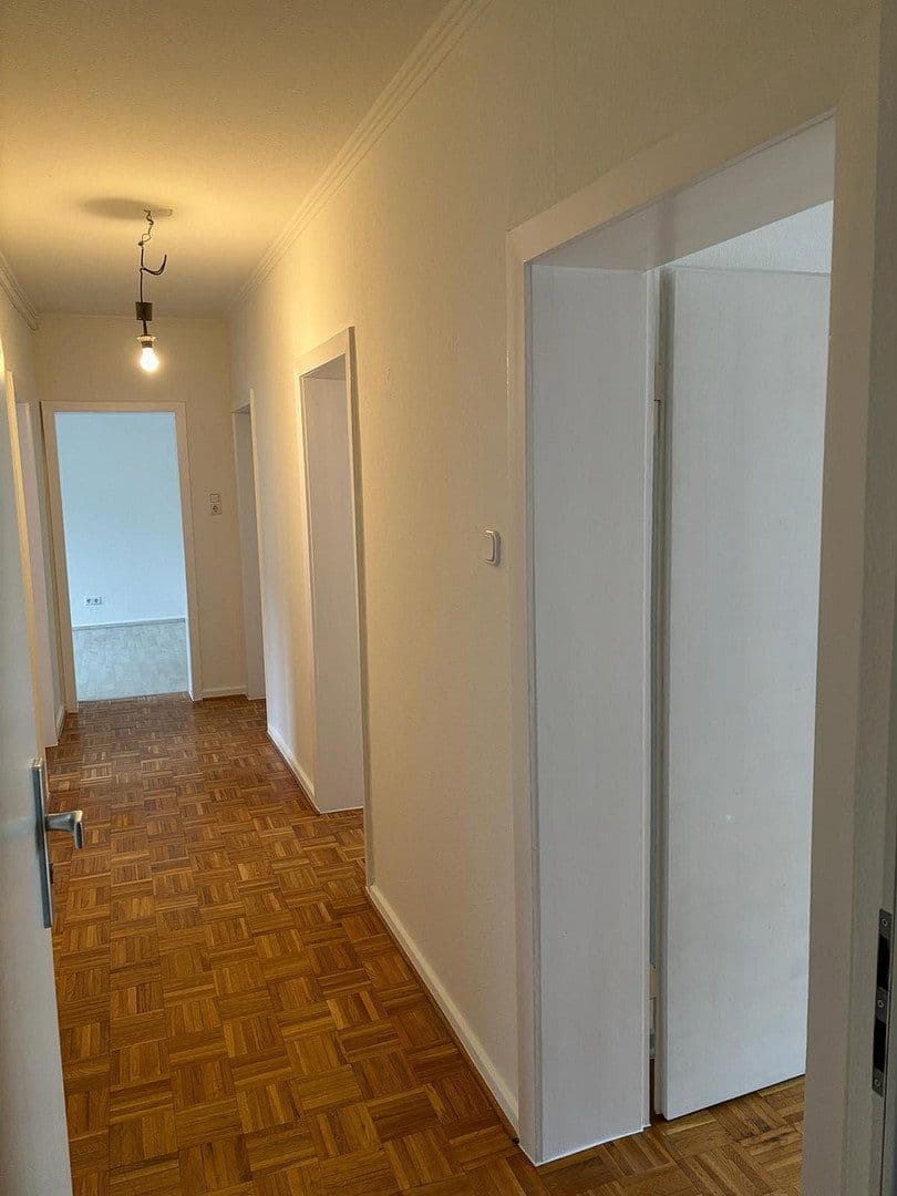 Pronájem bytu 4+1 81 m², Marktstraße 1, Cáchy, Severní Porýní-Vestfálsko Pronájem bytu 4+1 81 m², Marktstraße 1, Cáchy, Severní Porýní-Vestfálsko