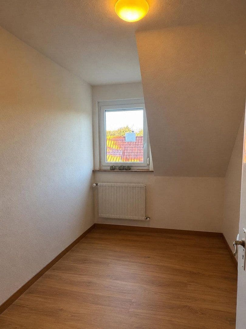 Prodej domu 290 m², pozemek 413 m², Stuttgart, Bádensko-Württembersko Prodej domu 290 m², pozemek 413 m², Stuttgart, Bádensko-Württembersko
