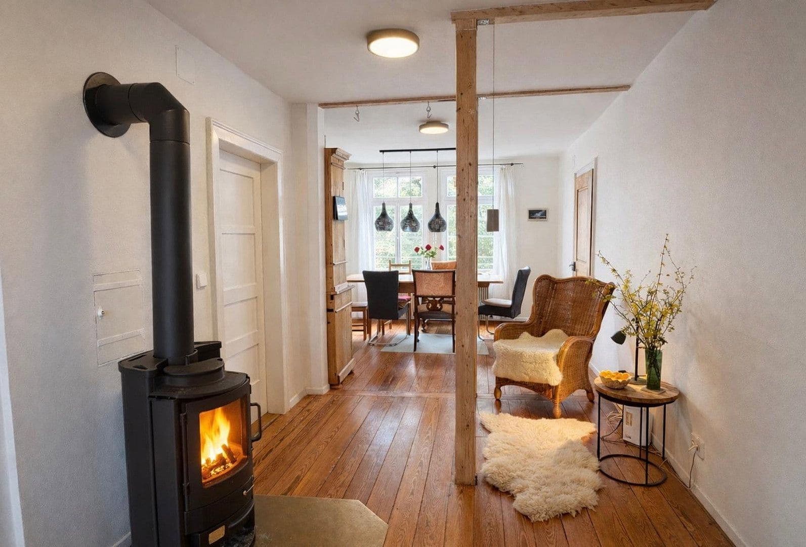 Prodej domu 290 m², pozemek 413 m², Stuttgart, Bádensko-Württembersko Prodej domu 290 m², pozemek 413 m², Stuttgart, Bádensko-Württembersko