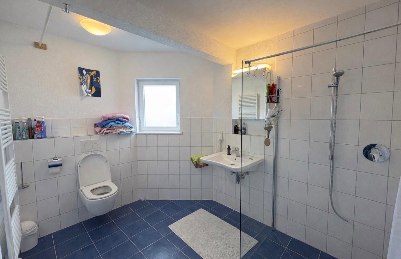 Prodej domu 290 m², pozemek 413 m², Stuttgart, Bádensko-Württembersko Prodej domu 290 m², pozemek 413 m², Stuttgart, Bádensko-Württembersko
