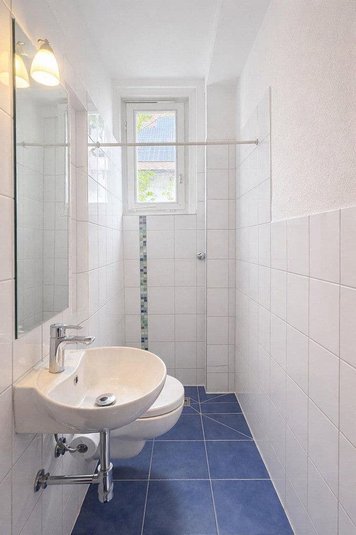 Prodej domu 290 m², pozemek 413 m², Stuttgart, Bádensko-Württembersko Prodej domu 290 m², pozemek 413 m², Stuttgart, Bádensko-Württembersko