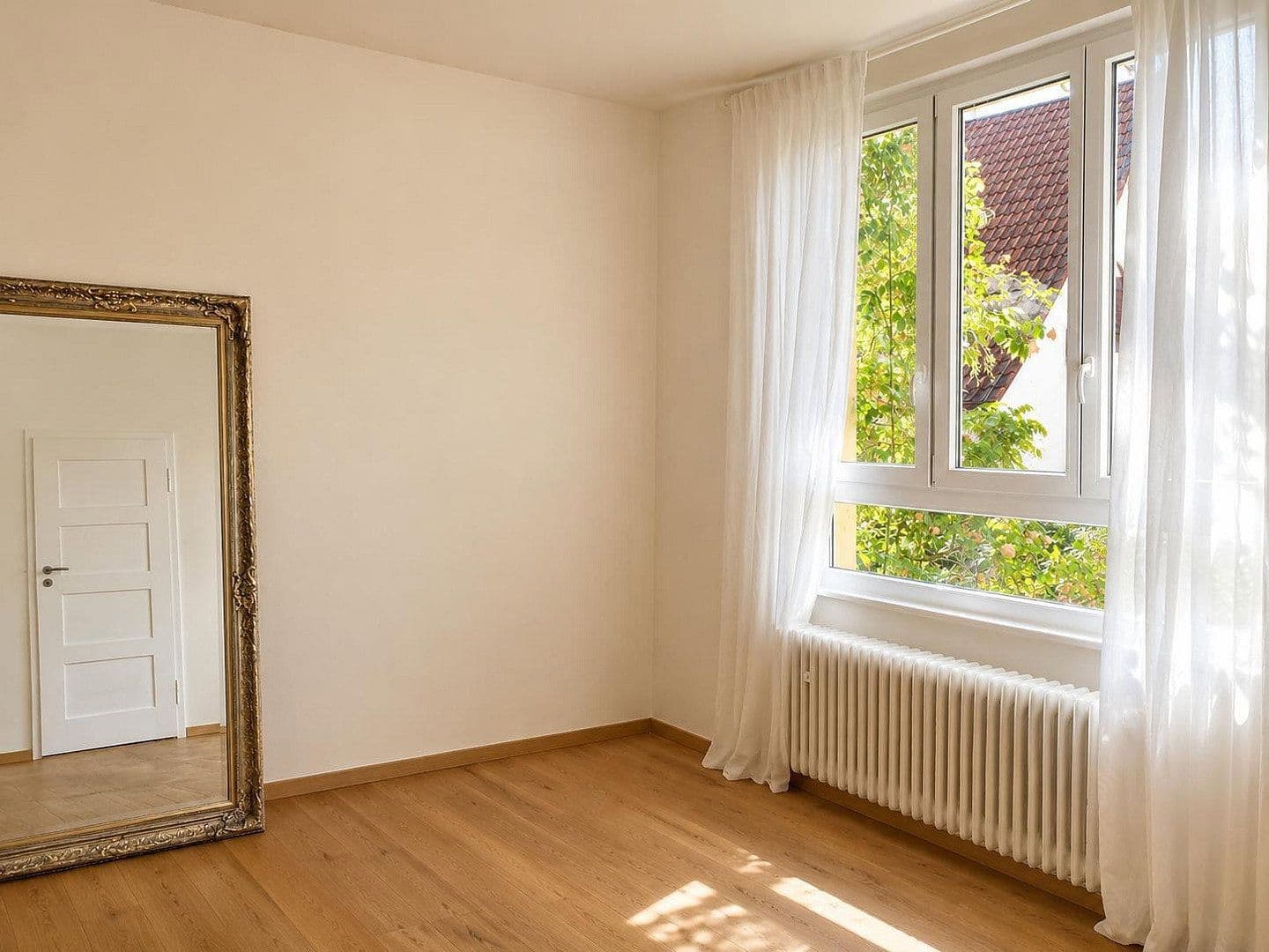 Prodej domu 290 m², pozemek 413 m², Stuttgart, Bádensko-Württembersko Prodej domu 290 m², pozemek 413 m², Stuttgart, Bádensko-Württembersko