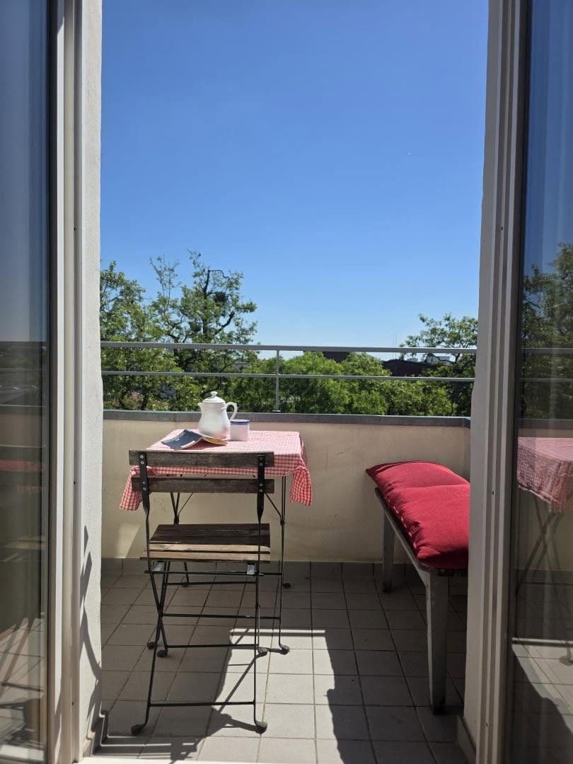 Pronájem bytu 2+1 56 m², Fritz - Zubeil Str. 13 - 15, Potsdam Babelsberg, Braniborsko Pronájem bytu 2+1 56 m², Fritz - Zubeil Str. 13 - 15, Potsdam Babelsberg, Braniborsko