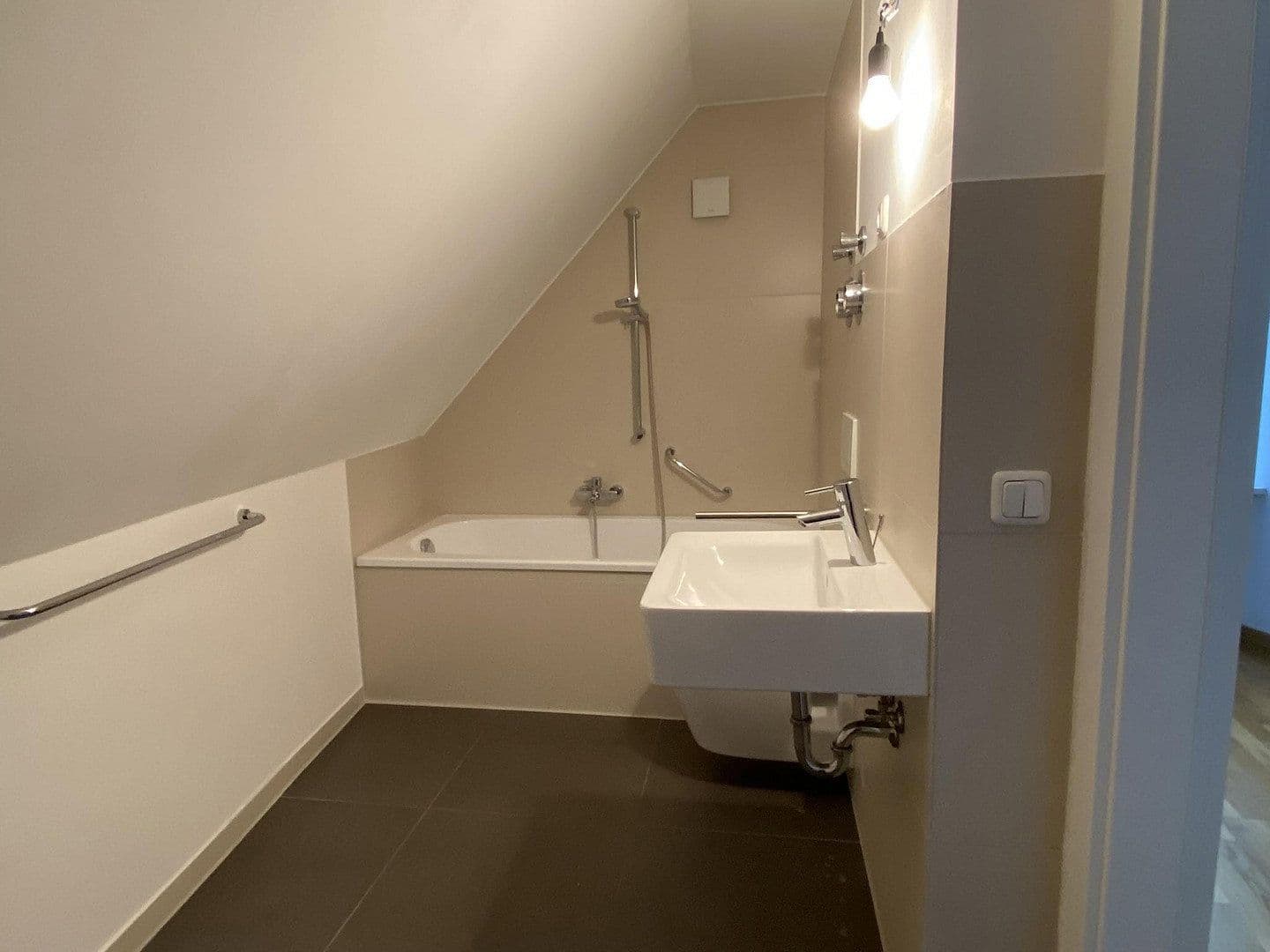 Pronájem bytu 3+1 105 m², Fürstenstraße 22, Kempten (Allgäu), Bavorsko Pronájem bytu 3+1 105 m², Fürstenstraße 22, Kempten (Allgäu), Bavorsko