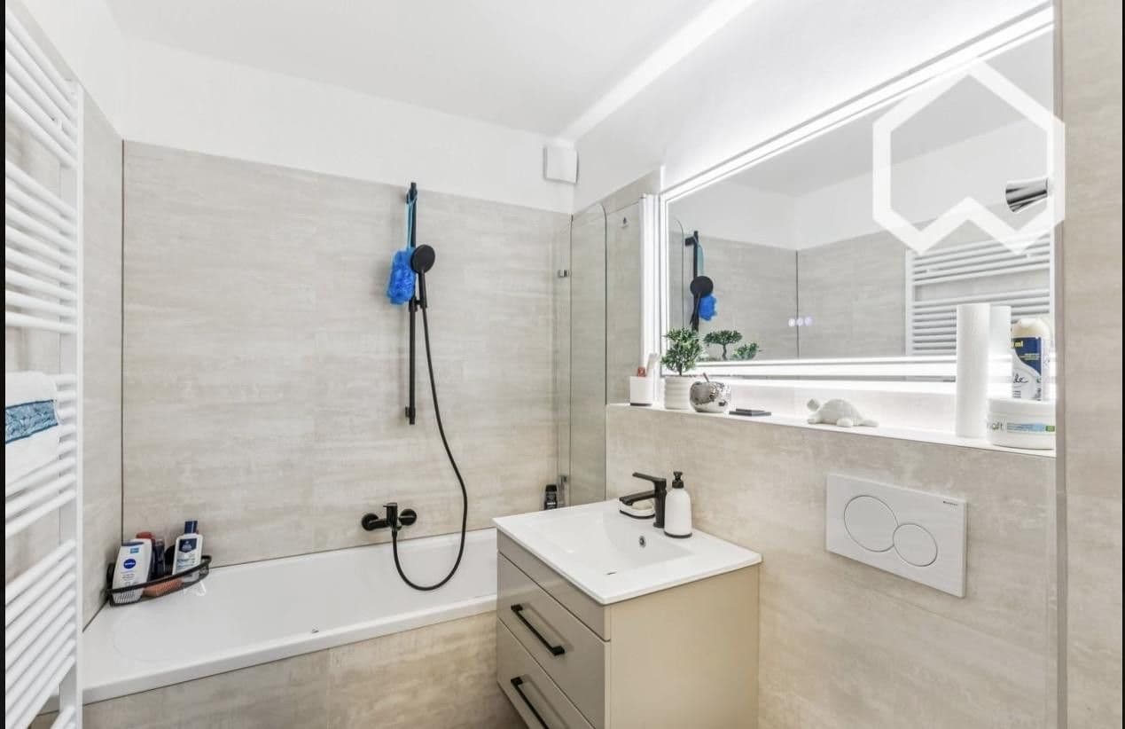 Prodej bytu 1+kk 50 m², Hamburg, Hamburg Prodej bytu 1+kk 50 m², Hamburg, Hamburg