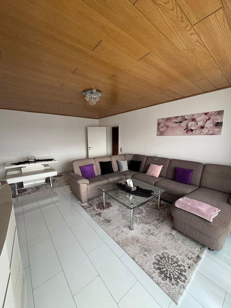 Prodej bytu 4+1 82 m², Dietzenbach, Hessen Prodej bytu 4+1 82 m², Dietzenbach, Hessen