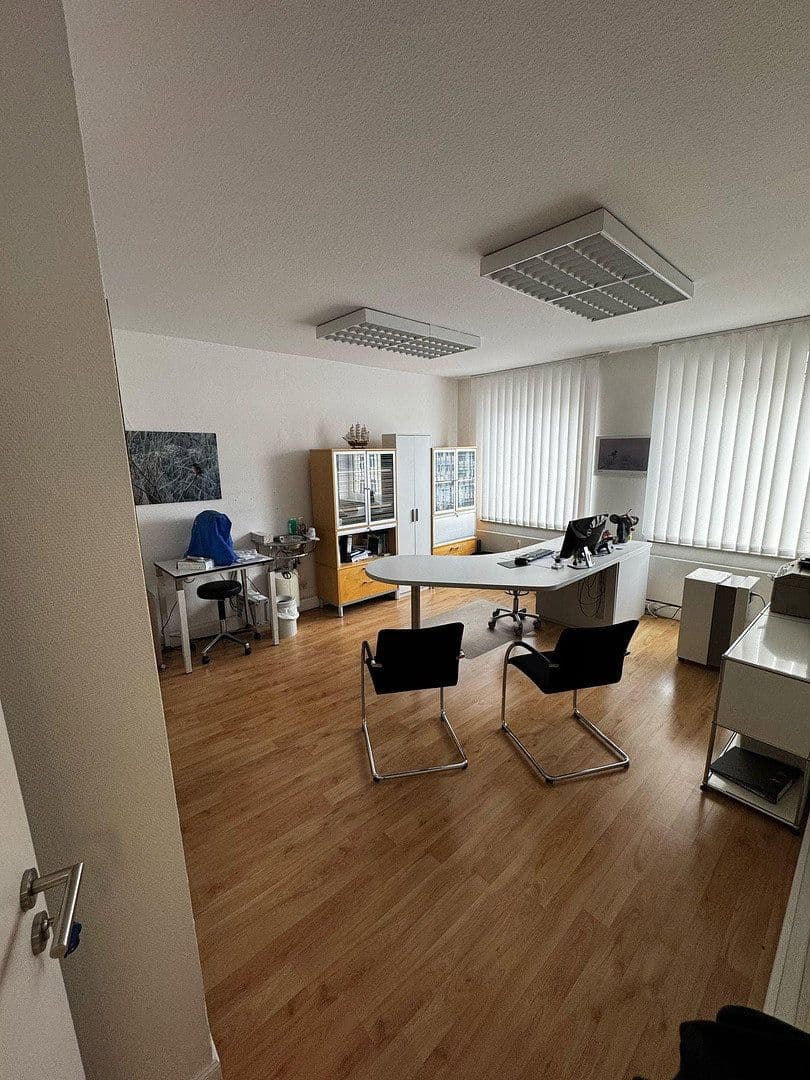 Pronájem kanceláře 158 m², Dobbenweg 6, Östliche Vorstadt - Steintor, Bremen Pronájem kanceláře 158 m², Dobbenweg 6, Östliche Vorstadt - Steintor, Bremen