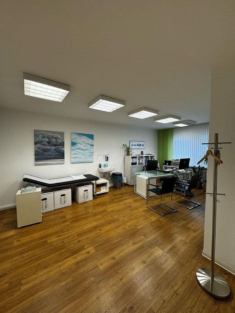 Pronájem kanceláře 158 m², Dobbenweg 6, Östliche Vorstadt - Steintor, Bremen Pronájem kanceláře 158 m², Dobbenweg 6, Östliche Vorstadt - Steintor, Bremen