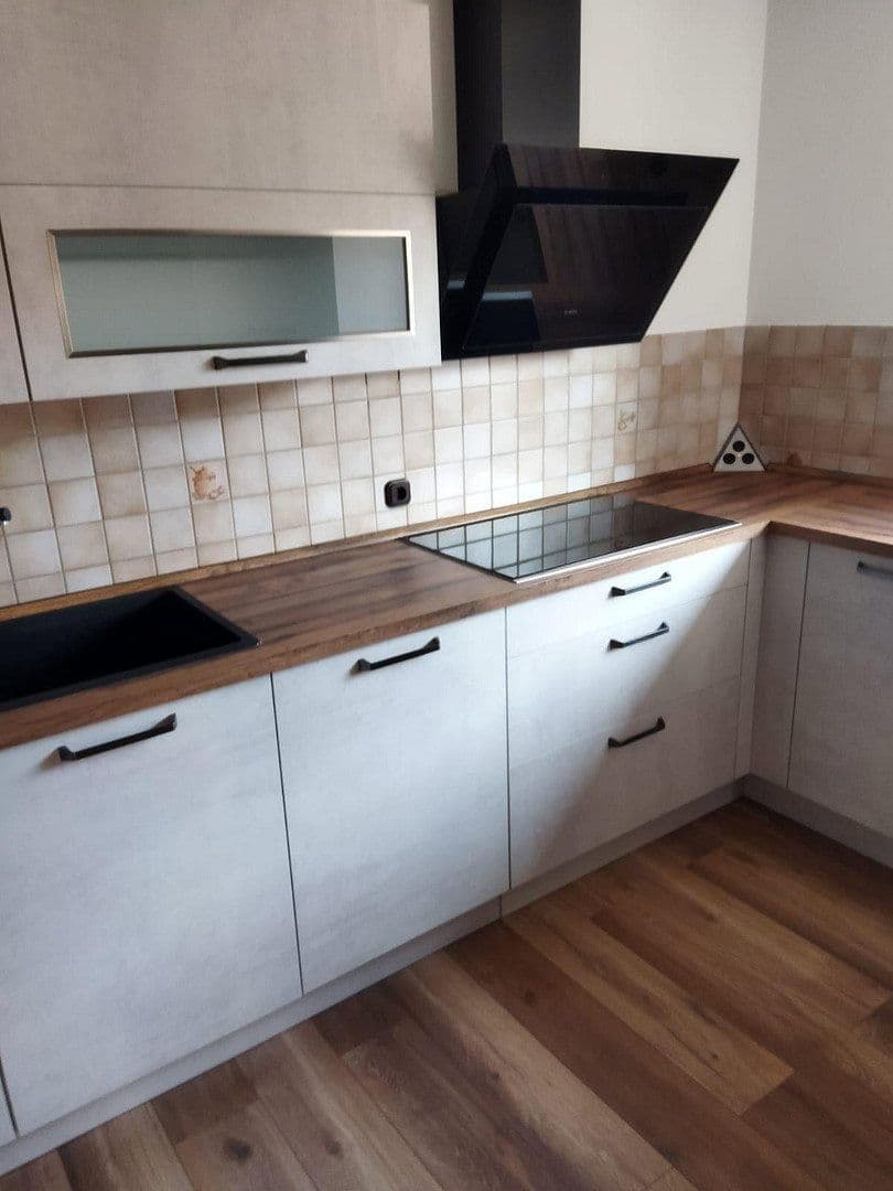 Prodej domu 200 m², pozemek 1.000 m², Loiching, Bavorsko Prodej domu 200 m², pozemek 1.000 m², Loiching, Bavorsko