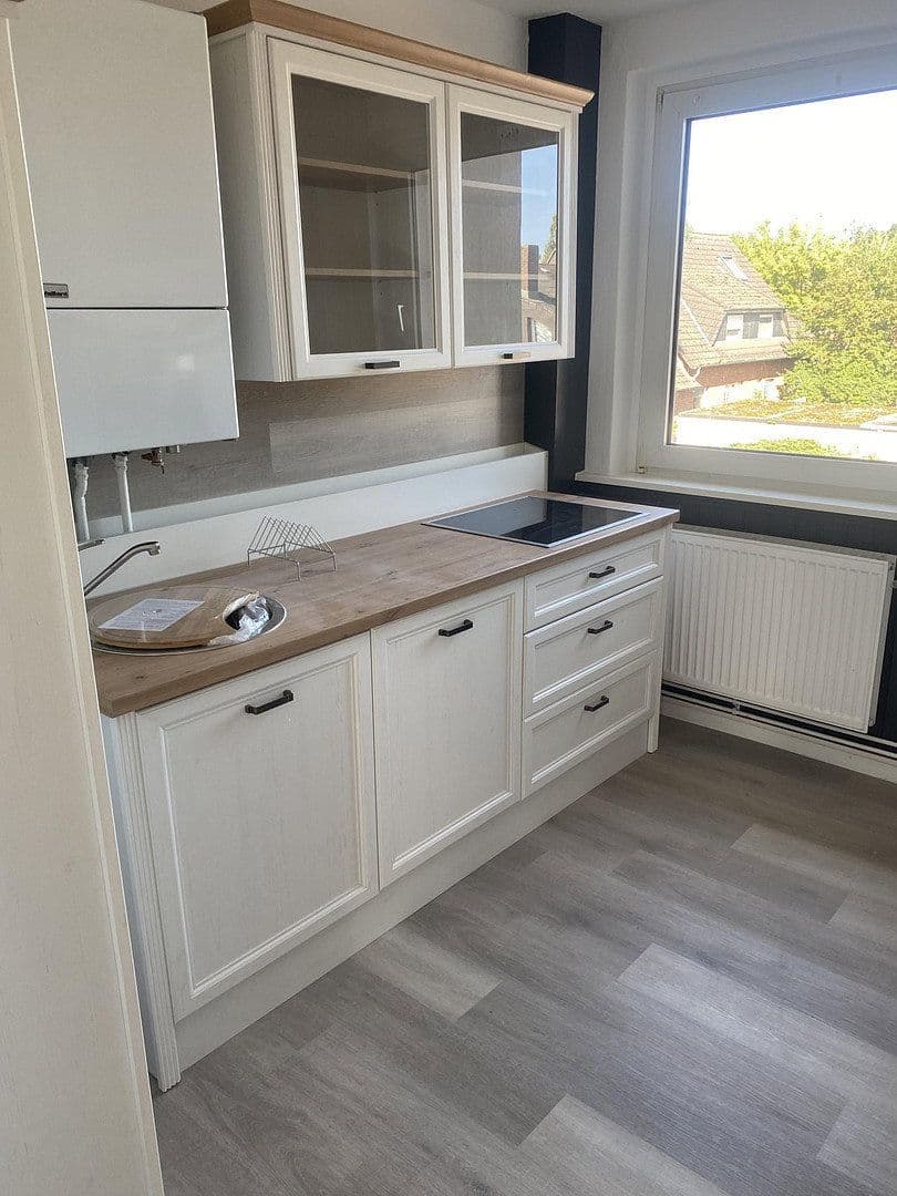 Prodej domu 660 m², pozemek 1.250 m², Hannover, Dolní Sasko Prodej domu 660 m², pozemek 1.250 m², Hannover, Dolní Sasko