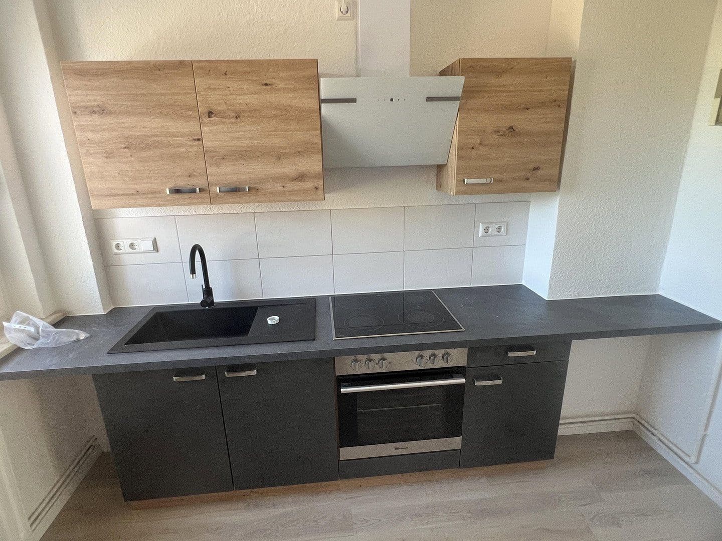 Prodej domu 660 m², pozemek 1.250 m², Hannover, Dolní Sasko Prodej domu 660 m², pozemek 1.250 m², Hannover, Dolní Sasko