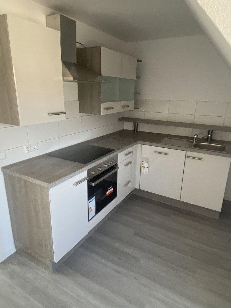 Prodej domu 660 m², pozemek 1.250 m², Hannover, Dolní Sasko Prodej domu 660 m², pozemek 1.250 m², Hannover, Dolní Sasko