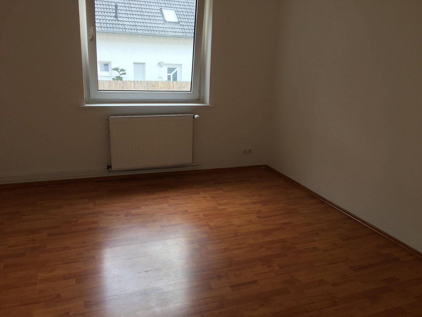 Prodej domu 660 m², pozemek 1.250 m², Hannover, Dolní Sasko Prodej domu 660 m², pozemek 1.250 m², Hannover, Dolní Sasko