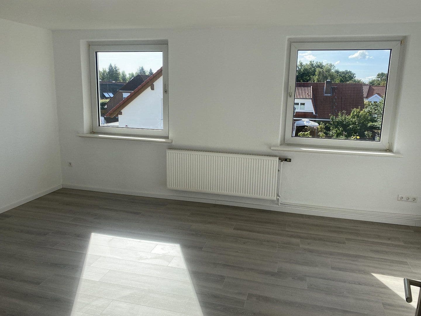 Prodej domu 660 m², pozemek 1.250 m², Hannover, Dolní Sasko Prodej domu 660 m², pozemek 1.250 m², Hannover, Dolní Sasko