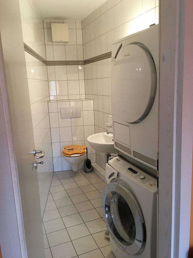 Prodej bytu 3+1 82 m², Am Schäfersberg 5a, Niedernhausen, Hessen Prodej bytu 3+1 82 m², Am Schäfersberg 5a, Niedernhausen, Hessen