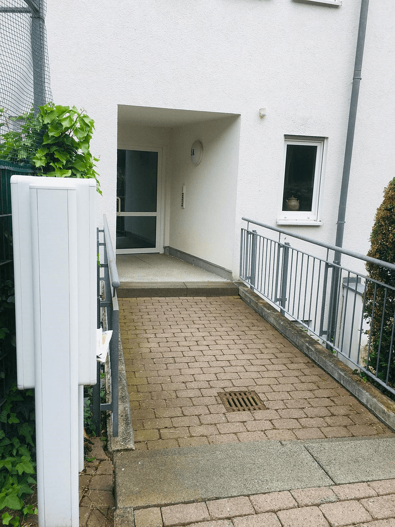 Prodej bytu 3+1 82 m², Am Schäfersberg 5a, Niedernhausen, Hessen Prodej bytu 3+1 82 m², Am Schäfersberg 5a, Niedernhausen, Hessen