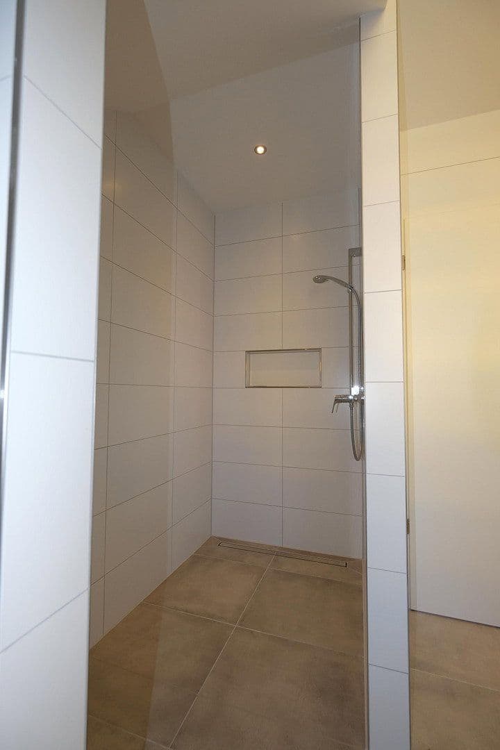 Pronájem bytu 2+1 65 m², Seilerstraße 7, Frankfurt am Main, Hessen Pronájem bytu 2+1 65 m², Seilerstraße 7, Frankfurt am Main, Hessen