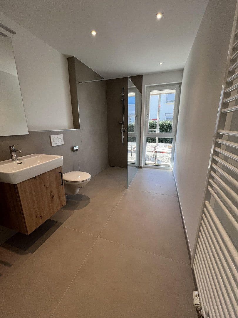 Pronájem bytu 2+1 80 m², Hausach, Bádensko-Württembersko Pronájem bytu 2+1 80 m², Hausach, Bádensko-Württembersko