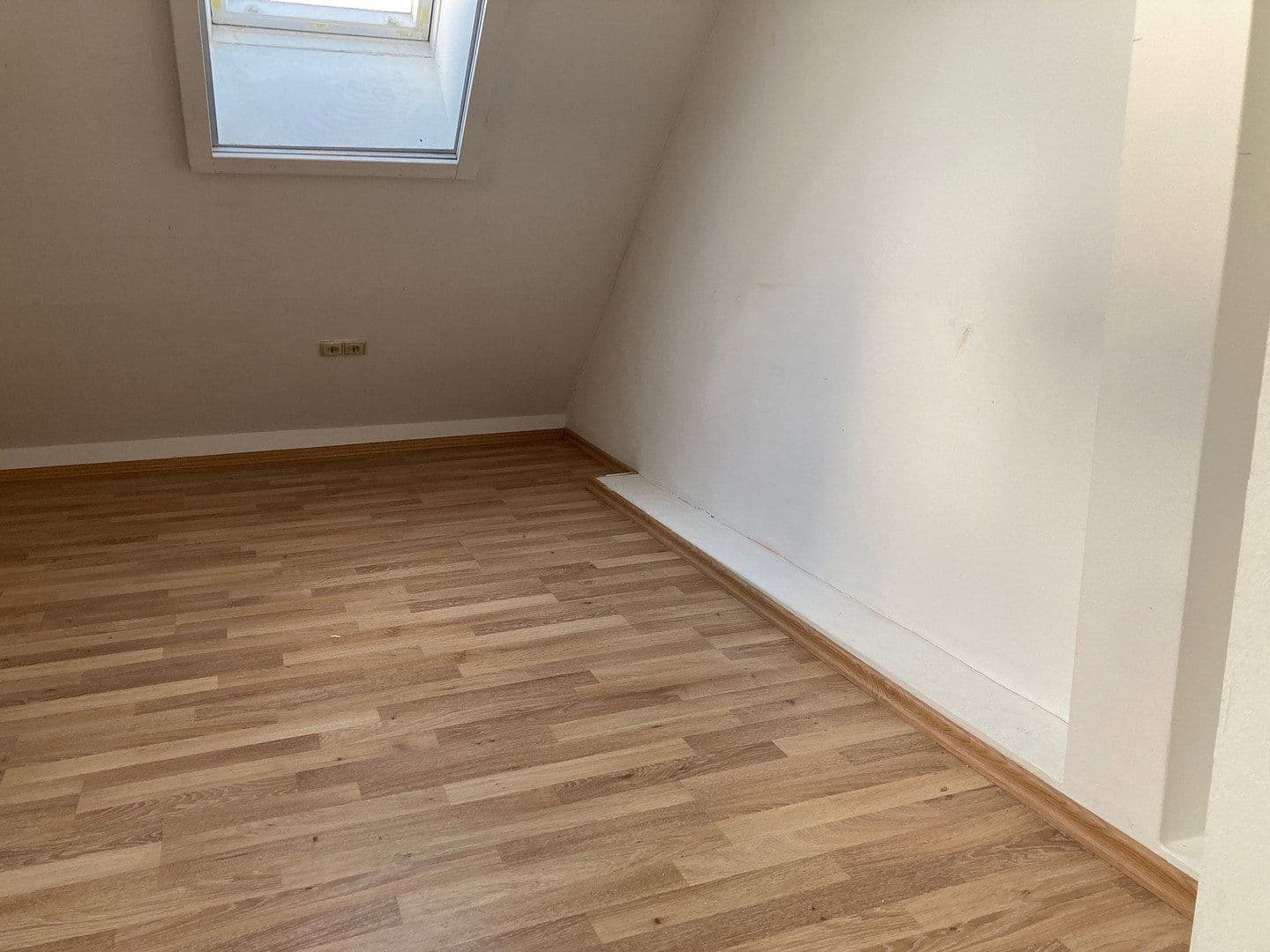 Pronájem bytu 2+1 59 m², Böttgerstr. 5, Leipzig, Sasko Pronájem bytu 2+1 59 m², Böttgerstr. 5, Leipzig, Sasko