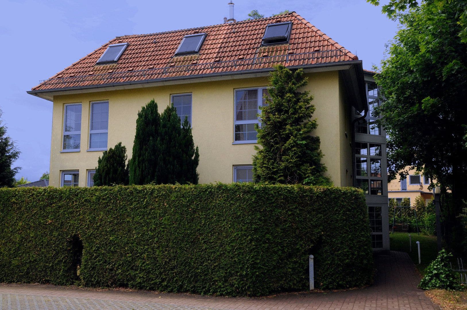 Prodej domu 532 m², pozemek 739 m², Gartenweg 1, Hohen Neuendorf, Braniborsko Prodej domu 532 m², pozemek 739 m², Gartenweg 1, Hohen Neuendorf, Braniborsko
