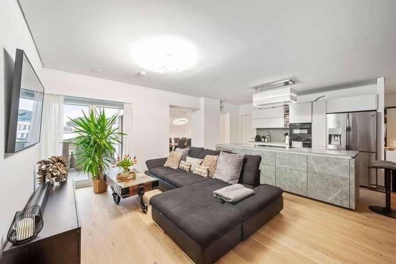 Pronájem bytu 6+1 180 m², Alexanderstr. 65, Frankfurt am Main, Hessen Pronájem bytu 6+1 180 m², Alexanderstr. 65, Frankfurt am Main, Hessen