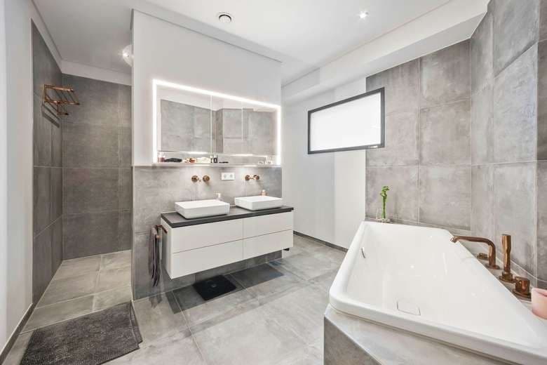 Pronájem bytu 6+1 180 m², Alexanderstr. 65, Frankfurt am Main, Hessen Pronájem bytu 6+1 180 m², Alexanderstr. 65, Frankfurt am Main, Hessen