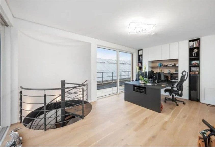 Pronájem bytu 6+1 180 m², Alexanderstr. 65, Frankfurt am Main, Hessen Pronájem bytu 6+1 180 m², Alexanderstr. 65, Frankfurt am Main, Hessen