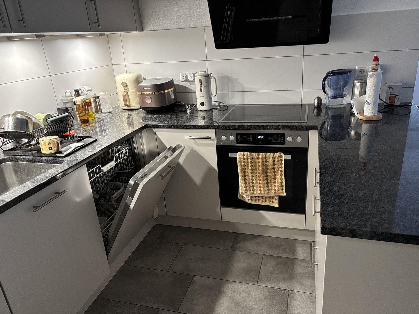 Pronájem bytu 2+1 87 m², Kraftwerkweg 3a, Laufenburg (Baden), Bádensko-Württembersko Pronájem bytu 2+1 87 m², Kraftwerkweg 3a, Laufenburg (Baden), Bádensko-Württembersko