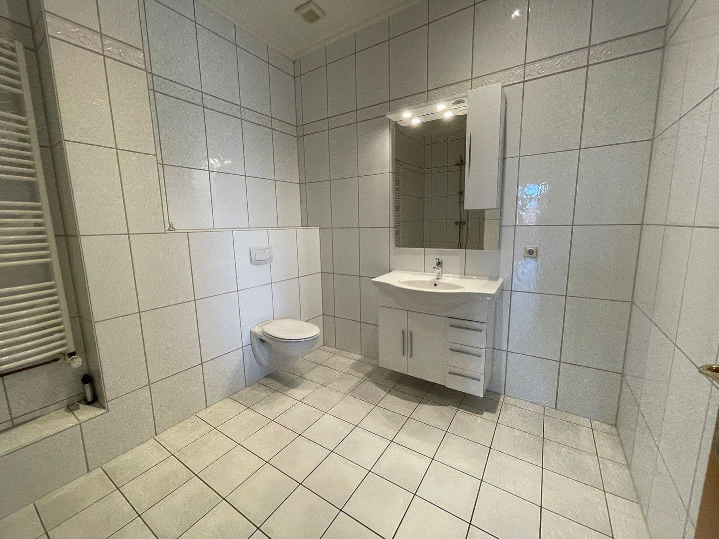 Pronájem bytu 3+1 125 m², An der Alpe 2, Neustadt am Rübenberge, Dolní Sasko Pronájem bytu 3+1 125 m², An der Alpe 2, Neustadt am Rübenberge, Dolní Sasko