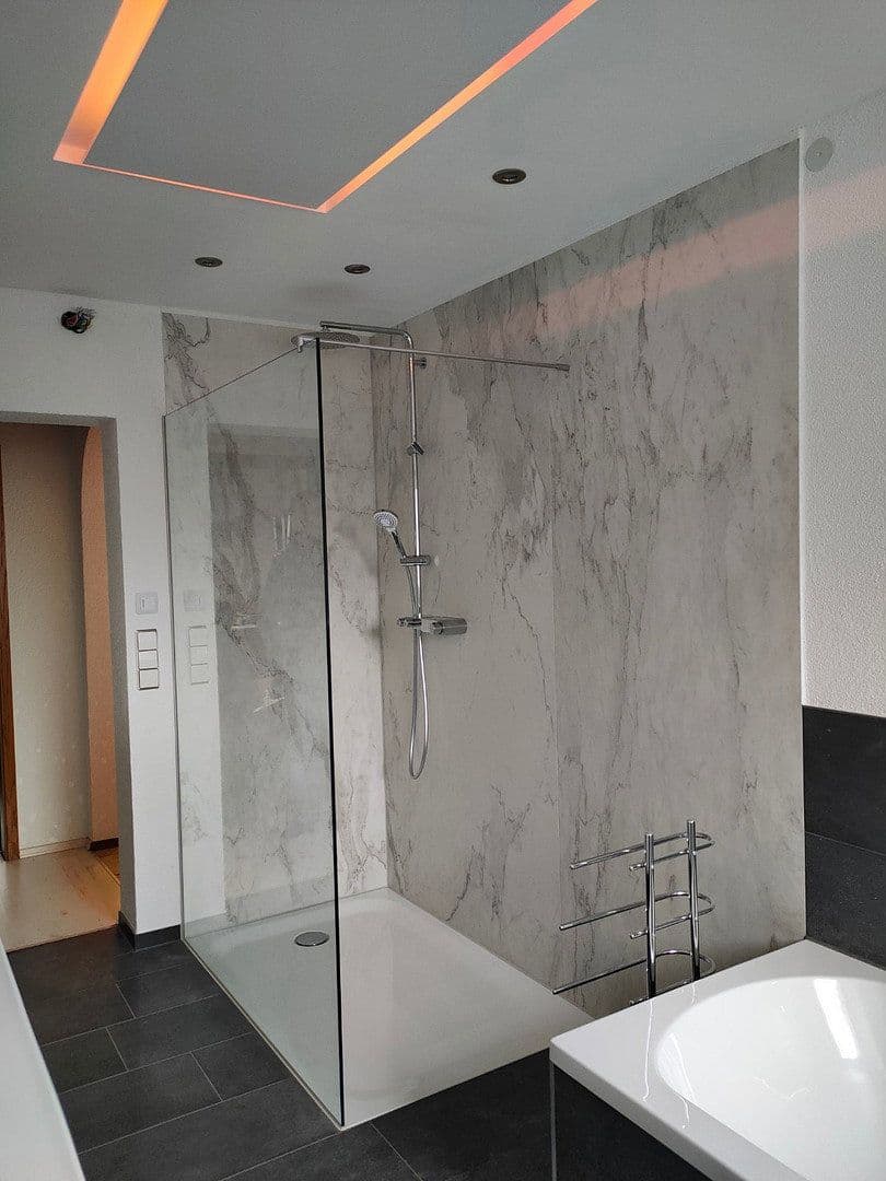 Pronájem bytu 5+1 120 m², Holzheim, Bavorsko Pronájem bytu 5+1 120 m², Holzheim, Bavorsko
