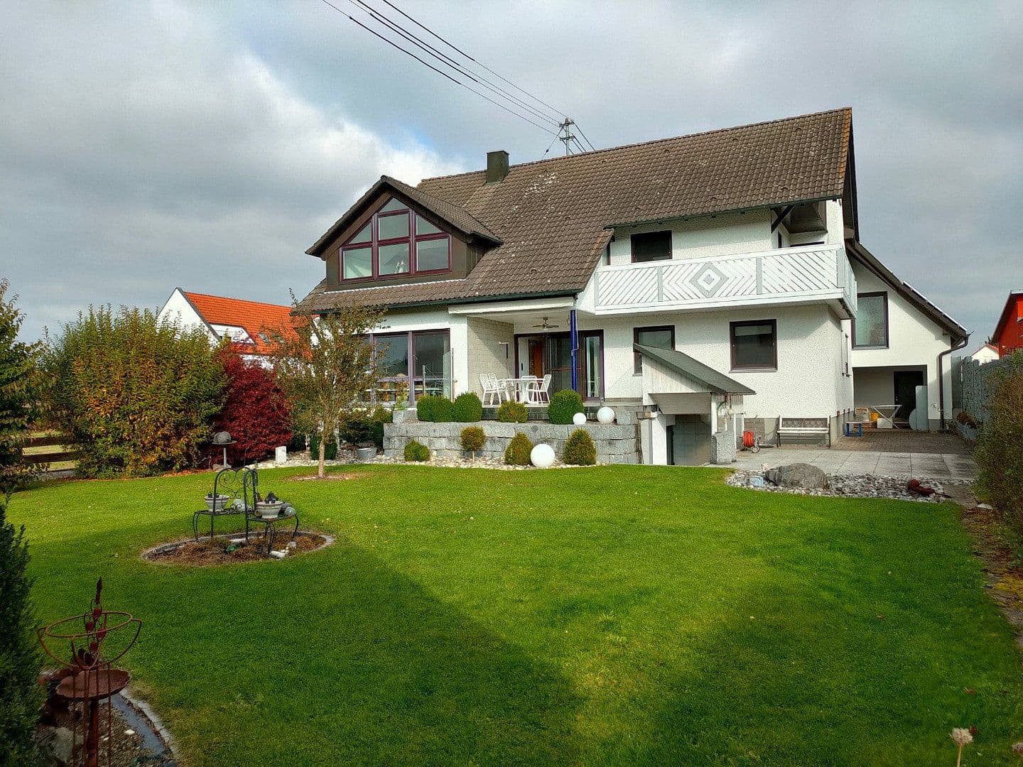 Pronájem bytu 5+1 120 m², Holzheim, Bavorsko Pronájem bytu 5+1 120 m², Holzheim, Bavorsko