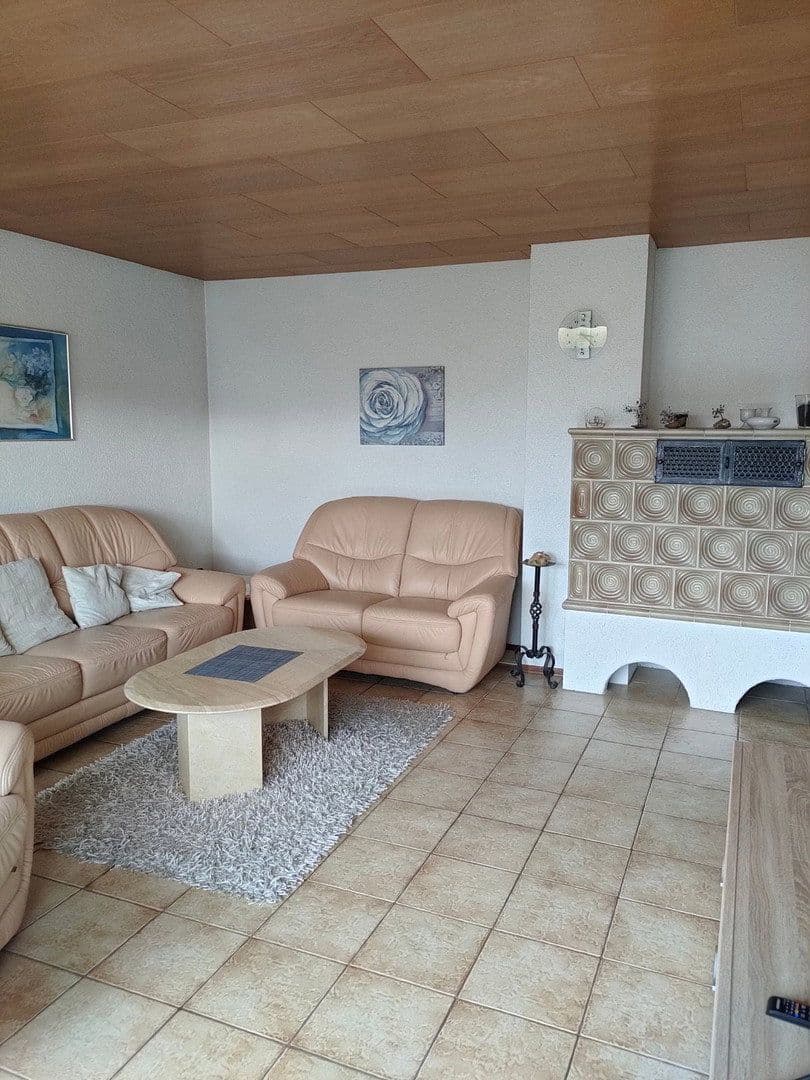 Pronájem bytu 5+1 120 m², Holzheim, Bavorsko Pronájem bytu 5+1 120 m², Holzheim, Bavorsko