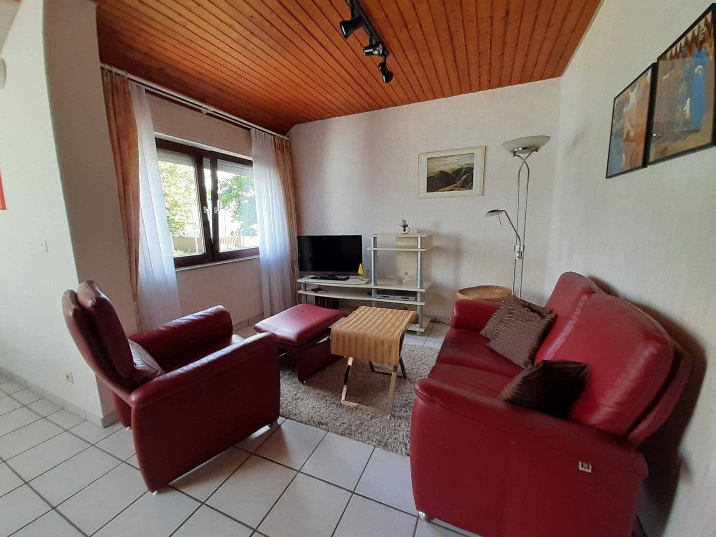 Pronájem bytu 2+1 44 m², Köln, Severní Porýní-Vestfálsko Pronájem bytu 2+1 44 m², Köln, Severní Porýní-Vestfálsko