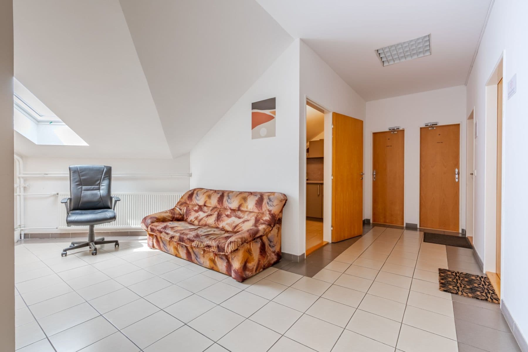Pronájem kanceláře 20 m², Litovelská, Olomouc, Olomoucký kraj Pronájem kanceláře 20 m², Litovelská, Olomouc, Olomoucký kraj