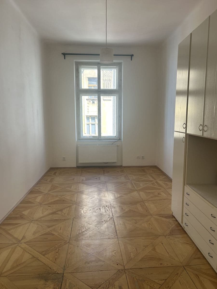 Pronájem bytu 2+1 54 m², Novákových, Praha, Praha Pronájem bytu 2+1 54 m², Novákových, Praha, Praha
