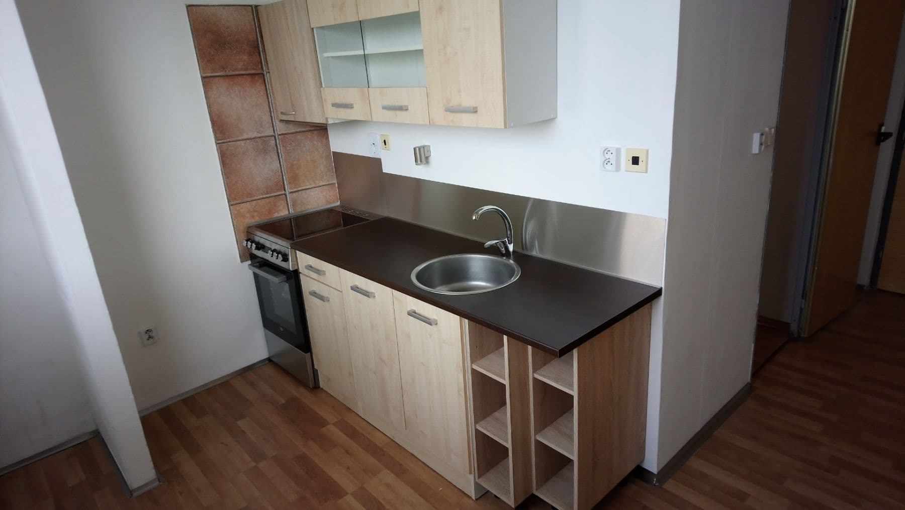 Pronájem bytu 1+1 32 m², Legionářská, Dvůr Králové nad Labem, Královéhradecký kraj Pronájem bytu 1+1 32 m², Legionářská, Dvůr Králové nad Labem, Královéhradecký kraj
